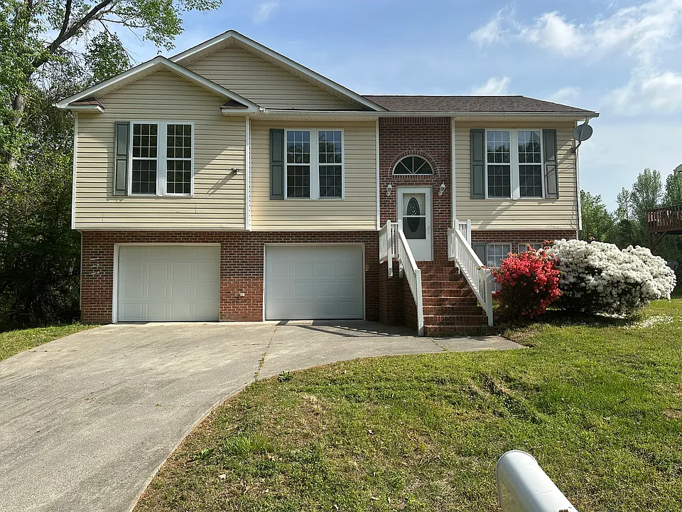 3969 Cottington Dr