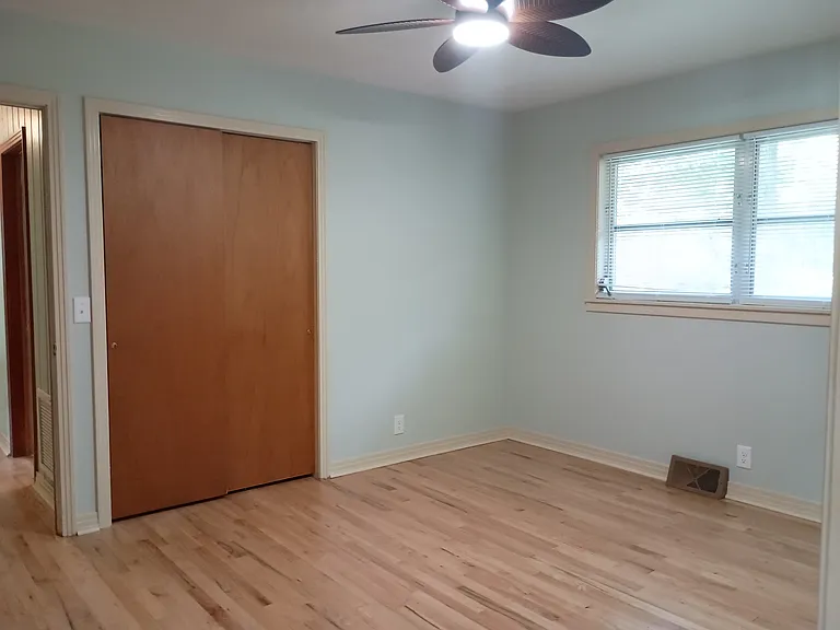 110 Willow Dr — Photo 26