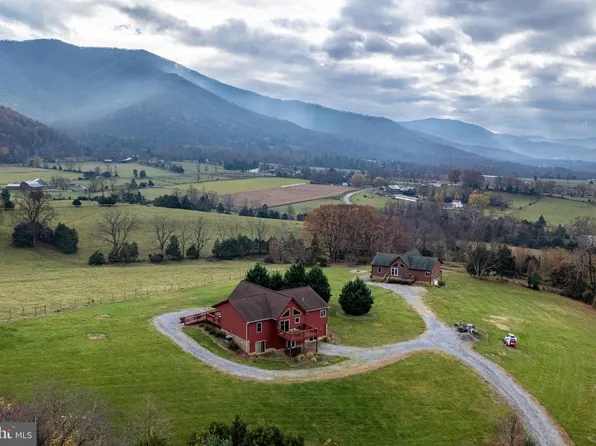 2225 & 2319 Valley Burg Rd, Luray, VA 22835