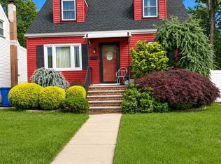 235 Clinton St, Woodbridge, NJ 07095