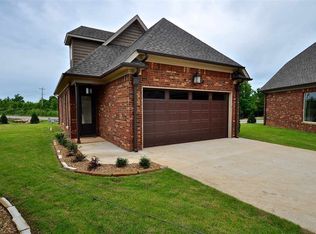 2804 Village Meadow Cv, Jonesboro, AR 72405