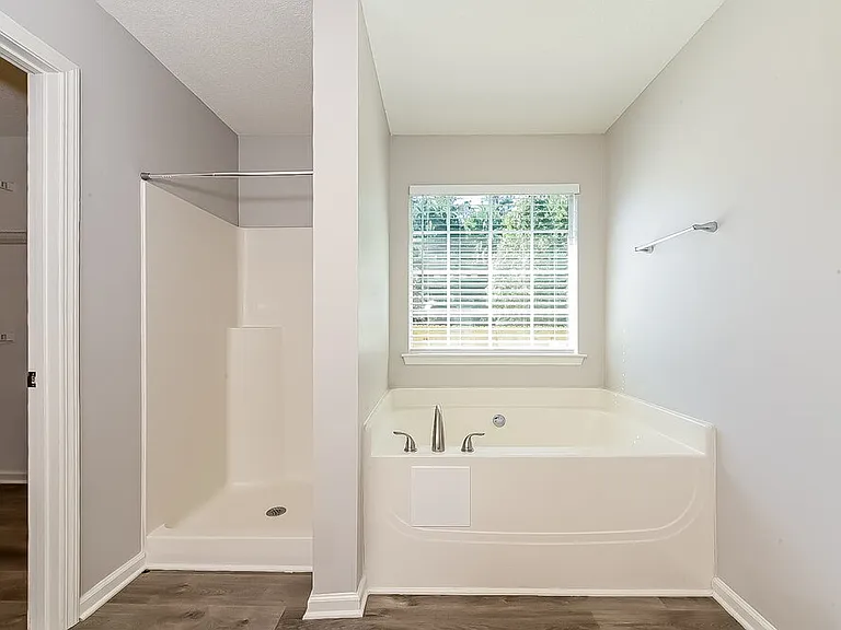5567 Katherine Village Dr — Photo 11