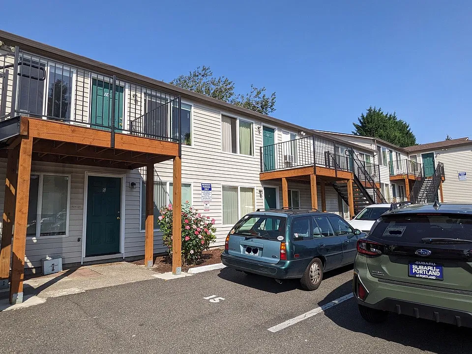 Chelsea Manor Apartments