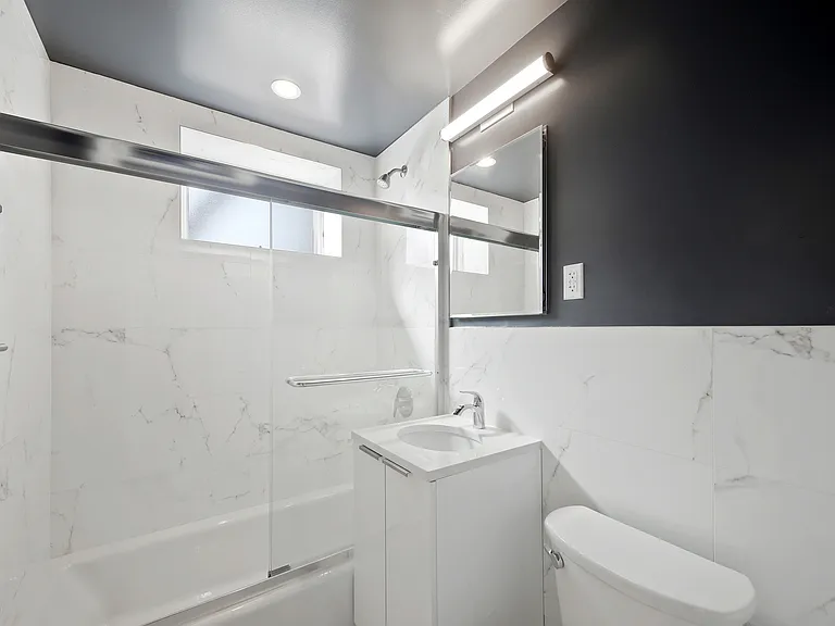 20-10 Seagirt Blvd — Photo 31