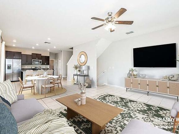 5th image of 5616 Mercado Dr