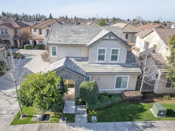 4353 W Pinsapo Dr, Fresno, CA 93722