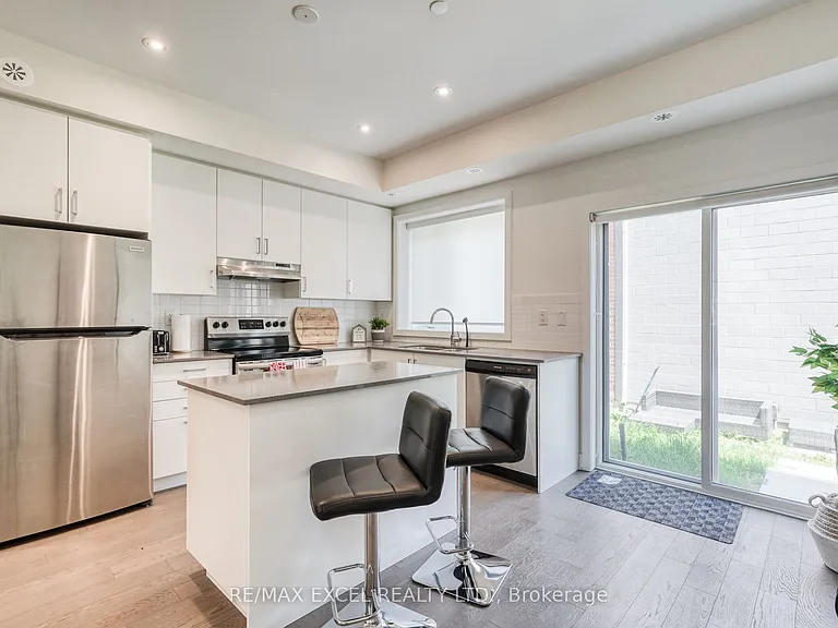107 Frederick Tisdale Dr — Photo 8