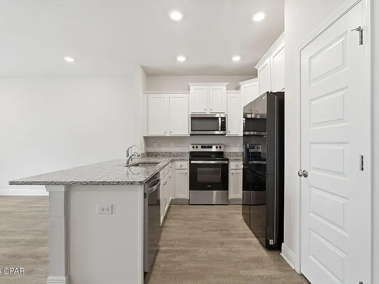 1678 Caleigh Ct — Photo 9