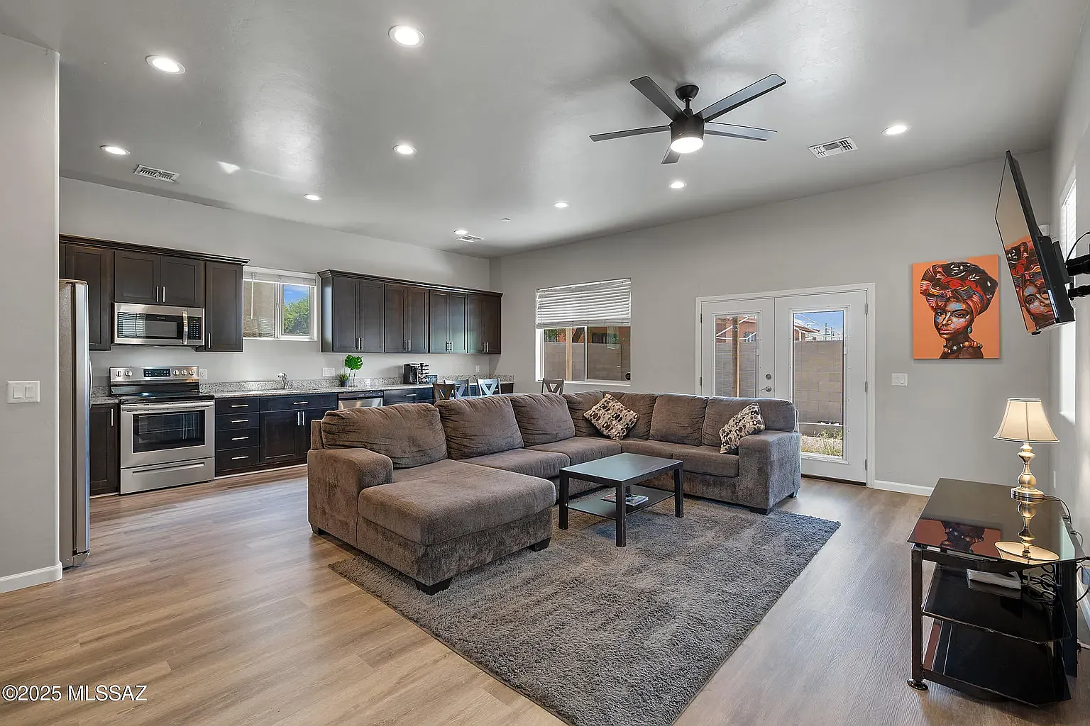 4 bed, 2062 sqft, $2,840 — Photo 4