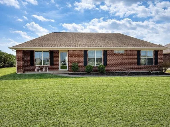 2731 Avenue D, San Leon, TX 77539