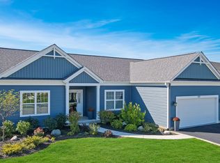 550 N Stone Ridge Dr, Lake Geneva, WI 53147