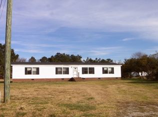 300 Pebble Dr, Lucama, NC 27851