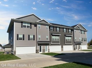 2276 Bison St #B, Marion, IA 52302