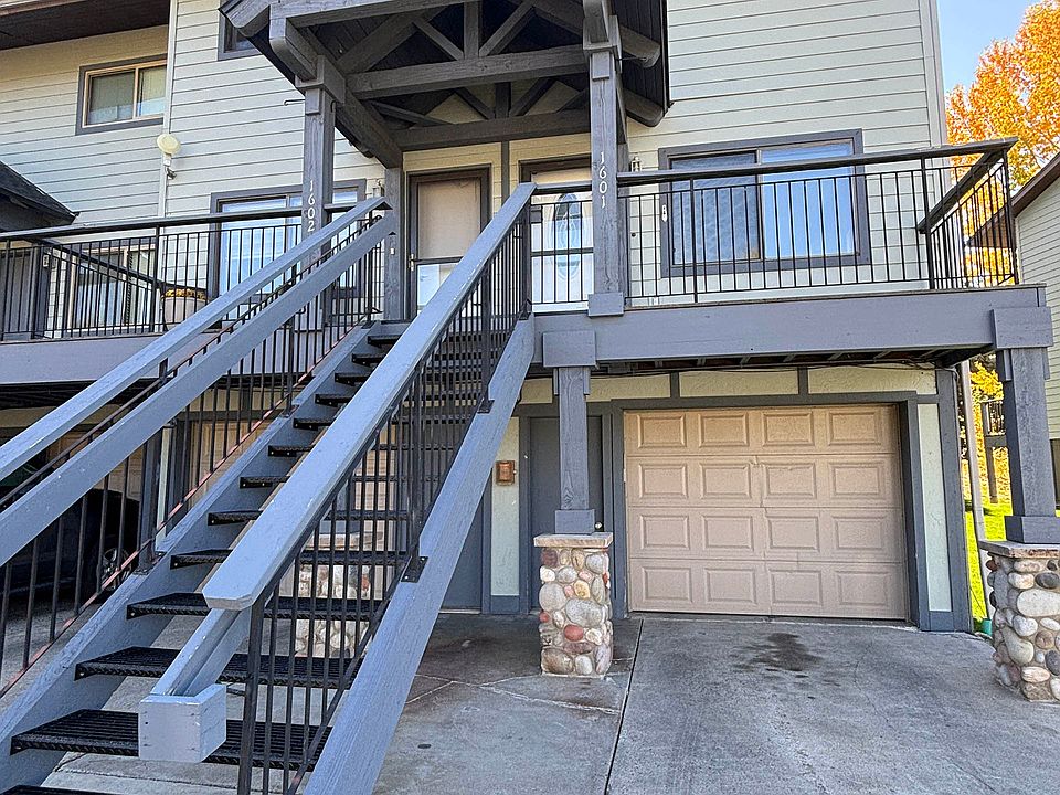 1st image of 1601 Woodbridge Ct #1601