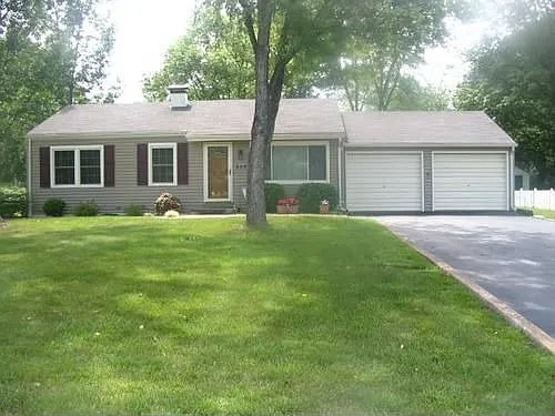 239 Dennison Dr photo 1