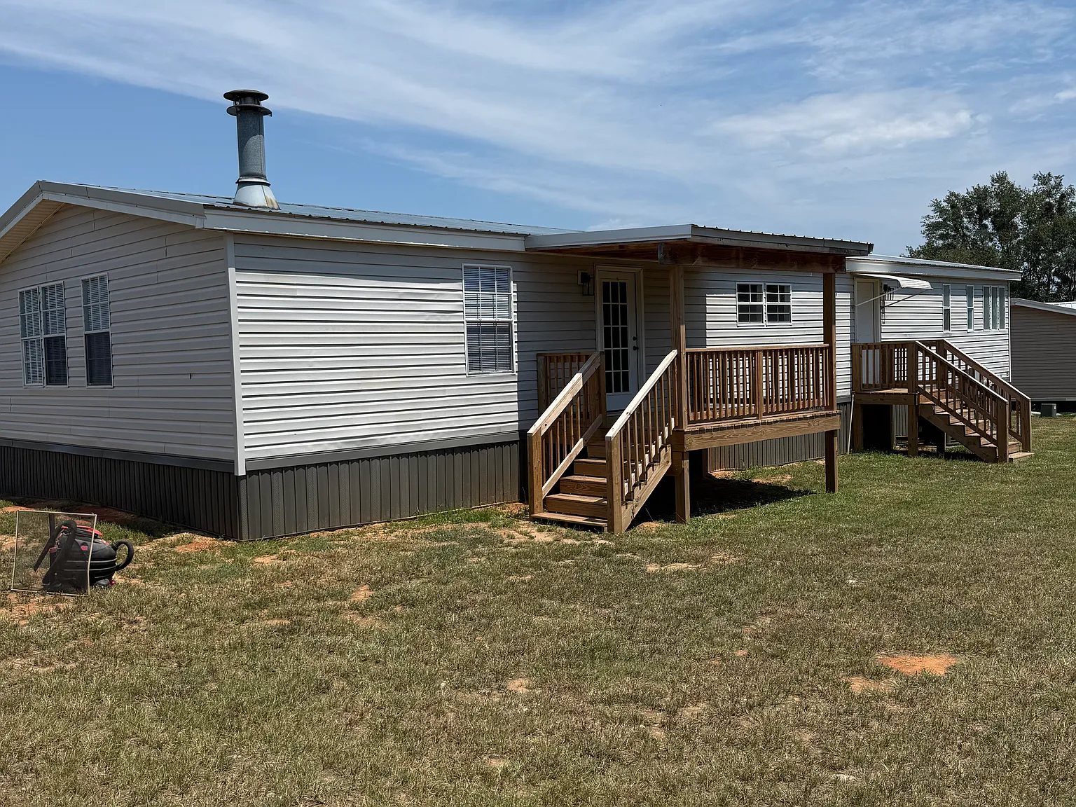 3 bed, 1820 sqft, $1,250 — Photo 2