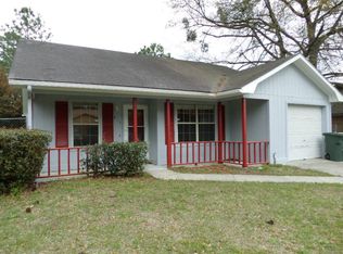 613 Hampton St, Hinesville, GA 31313