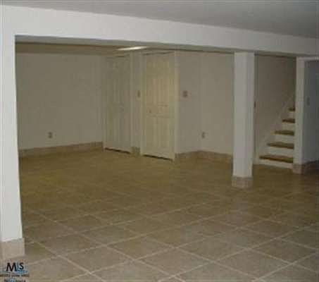 5th image of 29190 Birchcrest Dr
