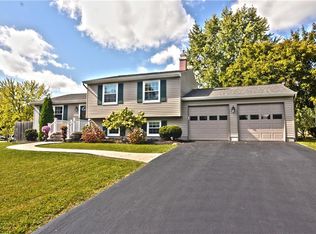 7621 Fitzpatrick Dr, Liverpool, NY 13088
