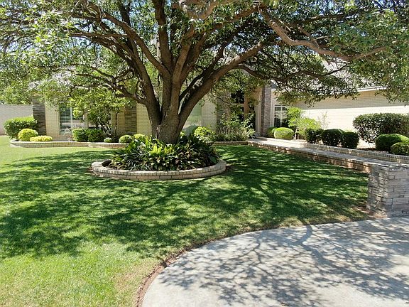 3rd image of 66 San Clemente Cir