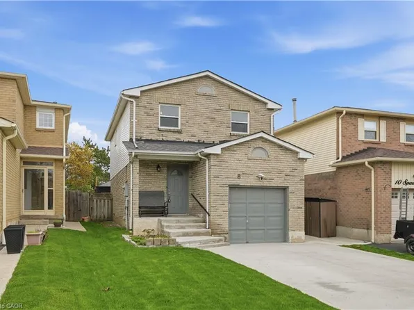 8 Sparrow Ct, Brampton, ON L6Y 3P3