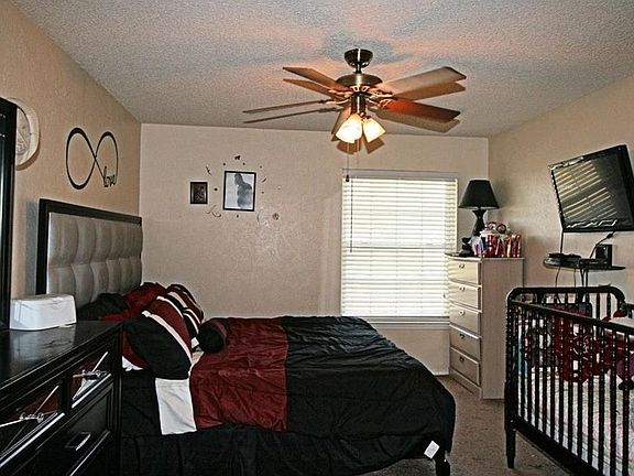 5th image of 836 Creekside Dr