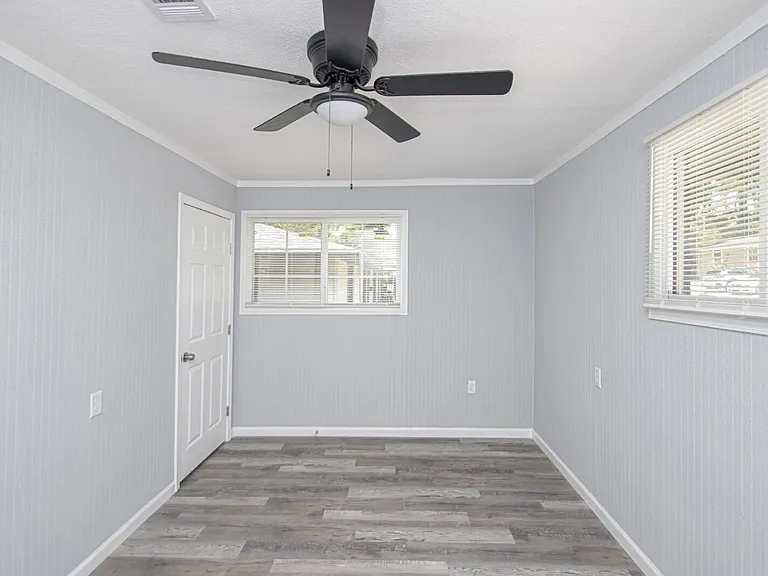 35 Hiland Pl #B — Photo 20