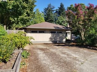 176 Thomason Ln, Eugene, OR 97404