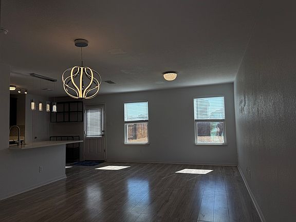 2nd image of 709 Yearwood Ln #70948E