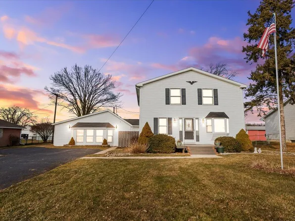 2196 Scofield Carleton Rd, Carleton, MI 48117