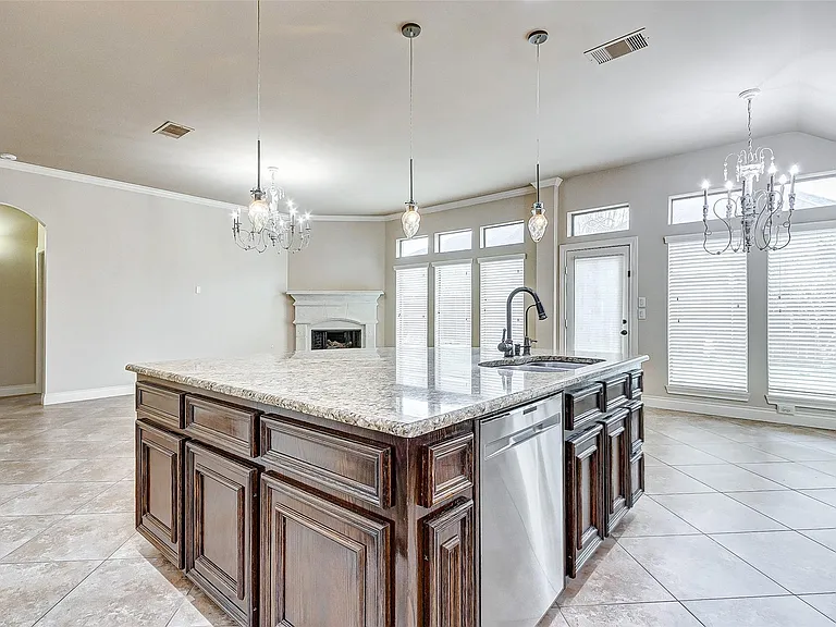 27923 Silverstream Ct — Photo 30