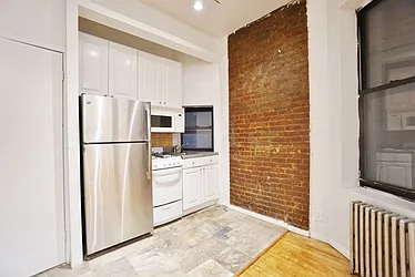 Rented by Best Apartments North Inc