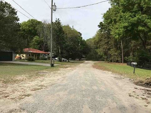 2nd image of 26327 Sleepy Hollow St