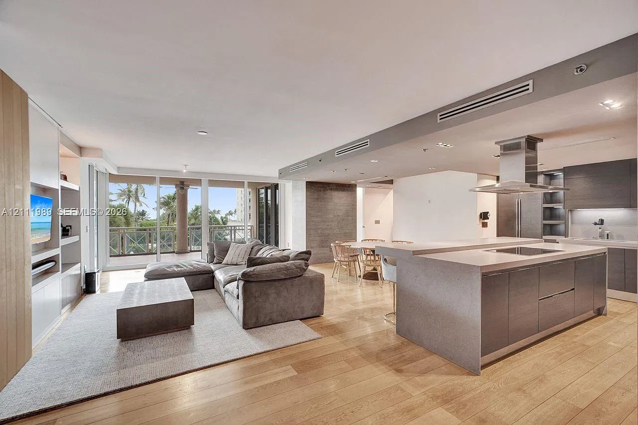 445 Grand Bay Dr — Photo 2