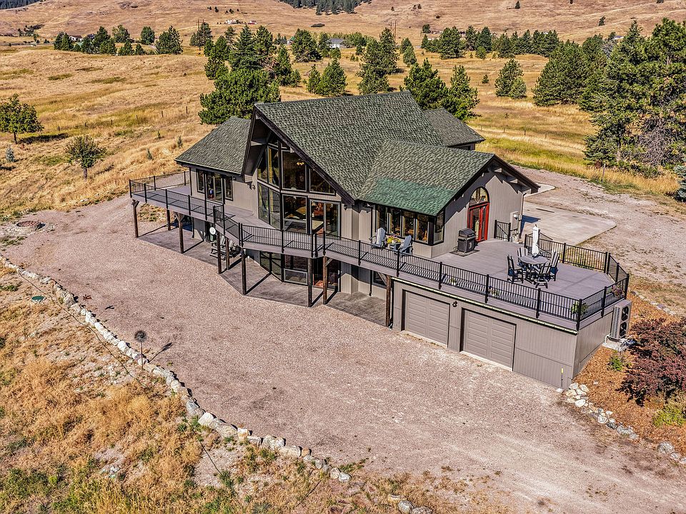 1st image of 41920 Pine Cone Ln
