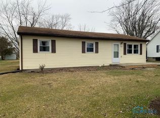 1462 S Clinton St, Defiance, OH 43512