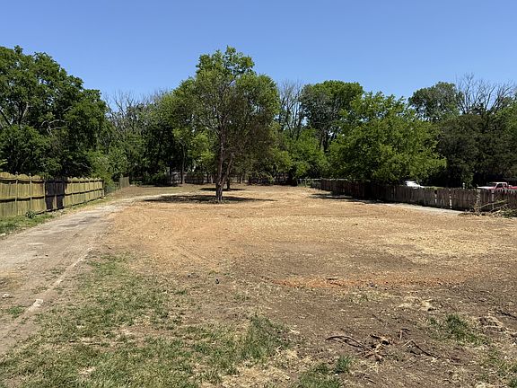 4th image of 4708 Tanglewood Dr
