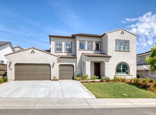 902 Hawks Feather Ln, Rocklin, CA 95765