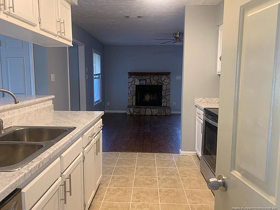 2nd image of 1637 Veanna Dr