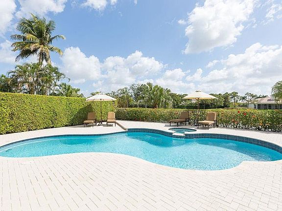 3rd image of 2980 Twin Oaks Way