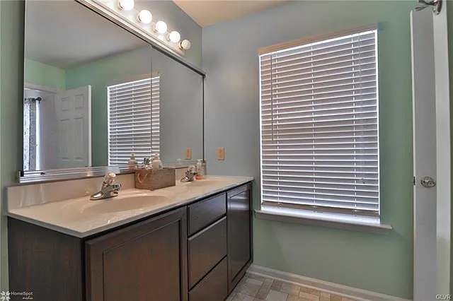 5170 Spring Ridge Dr E — Photo 21