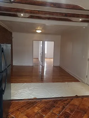 Rented by Silver Rock Realty LTD | media 7