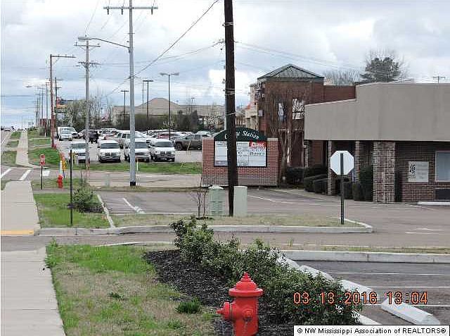 2nd image of 6606 Highway 305 N
