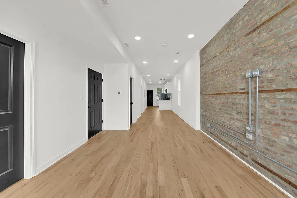 3 bed, $2,650 — Photo 3