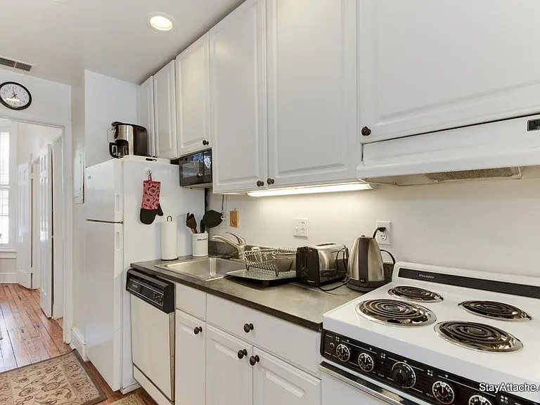 1503 R St NW #2 — Photo 6