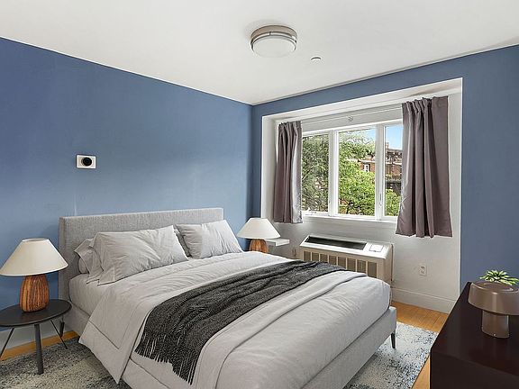 2nd image of 1735 Caton Ave APT 4D