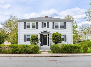 33 Paragon Rd, West Roxbury, MA 02132