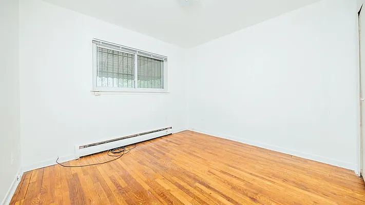 Rented by Nooklyn NYC LLC | media 7