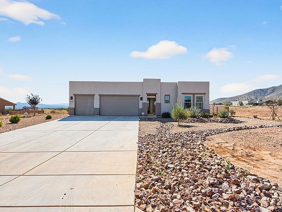 3rd image of 6736 E Vaquero Cir