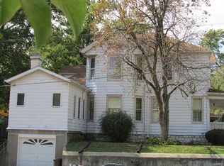 207 E 12th St, Alton, IL 62002